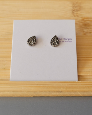 Brinco Gota em Prata 925 Envelhecida com Detalhes Pontilhados – Prata Floripa